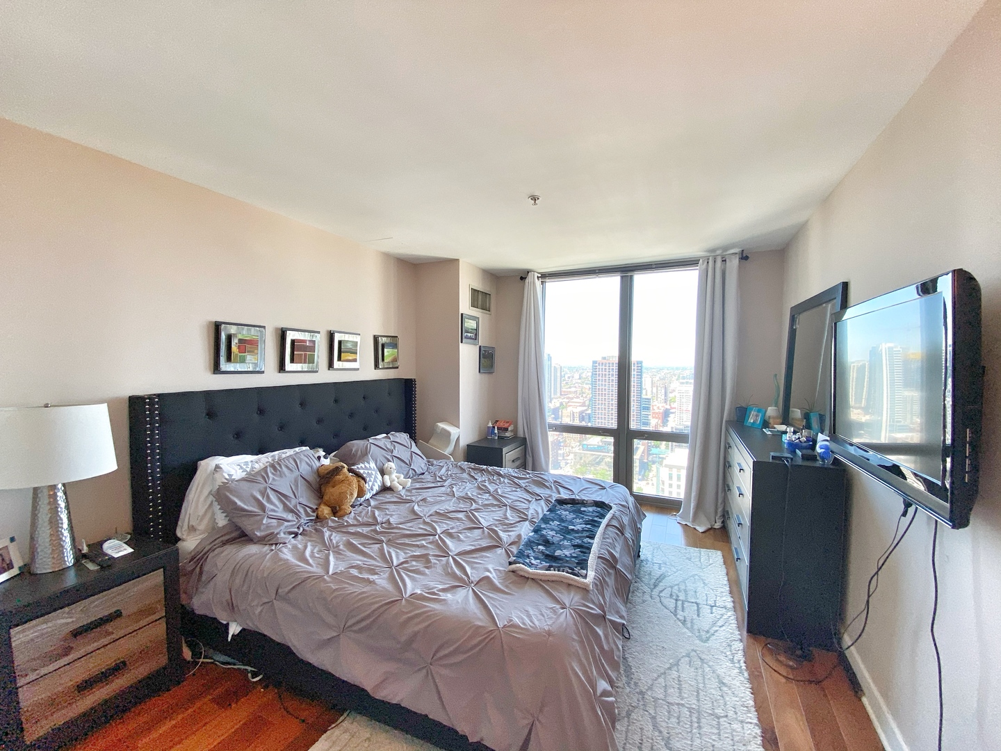 2 E Erie Street Unit: 3906