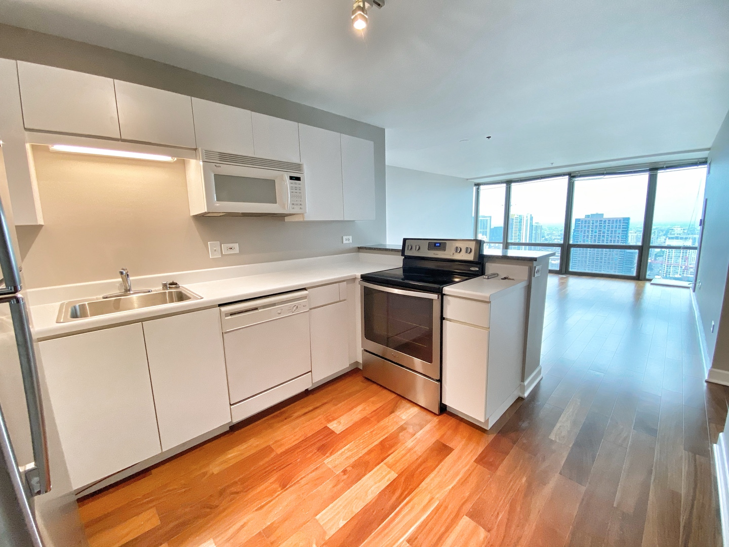 2 E Erie Street Unit: 3906