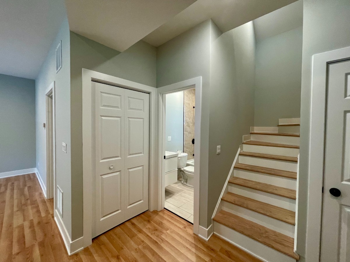 1722 W Nelson Street Unit: CH