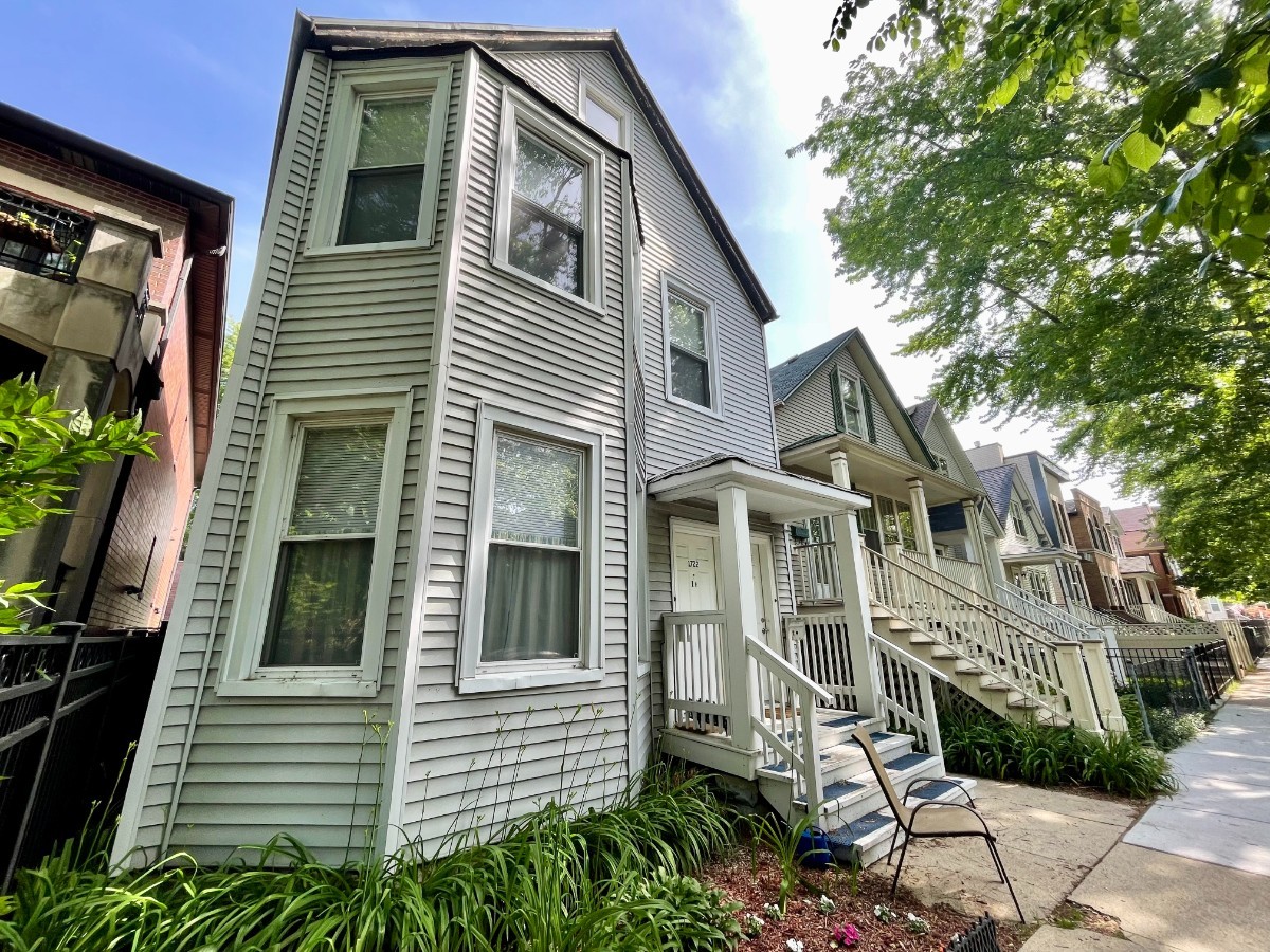 1722 W Nelson Street Unit: CH