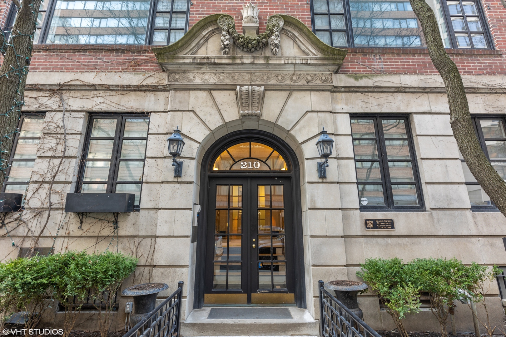 210 E WALTON Place Unit: C