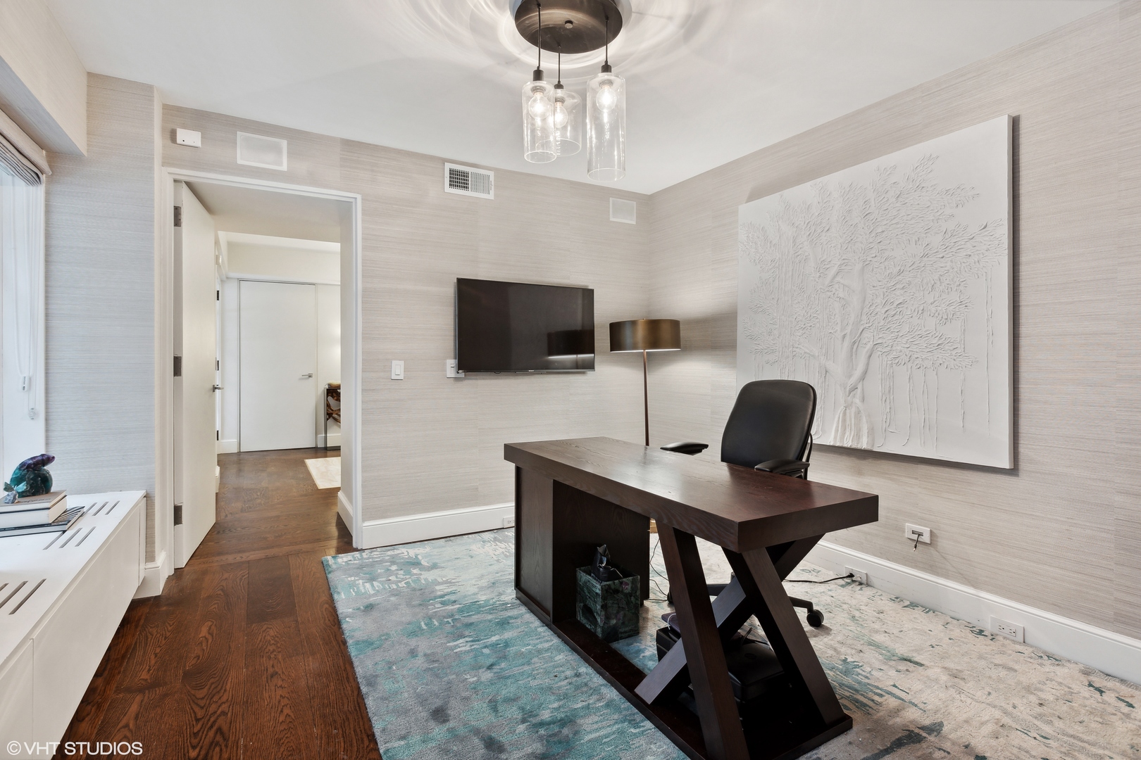 210 E WALTON Place Unit: C