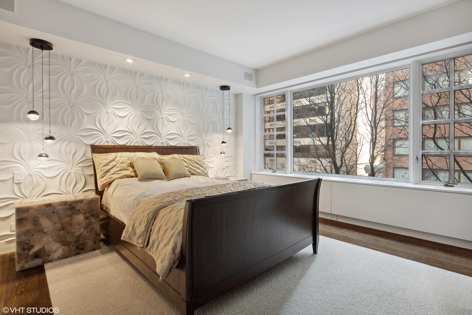 210 E WALTON Place Unit: C