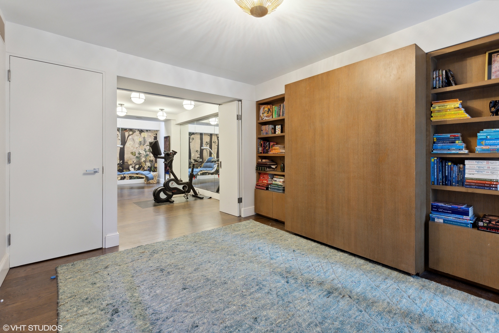 210 E WALTON Place Unit: C