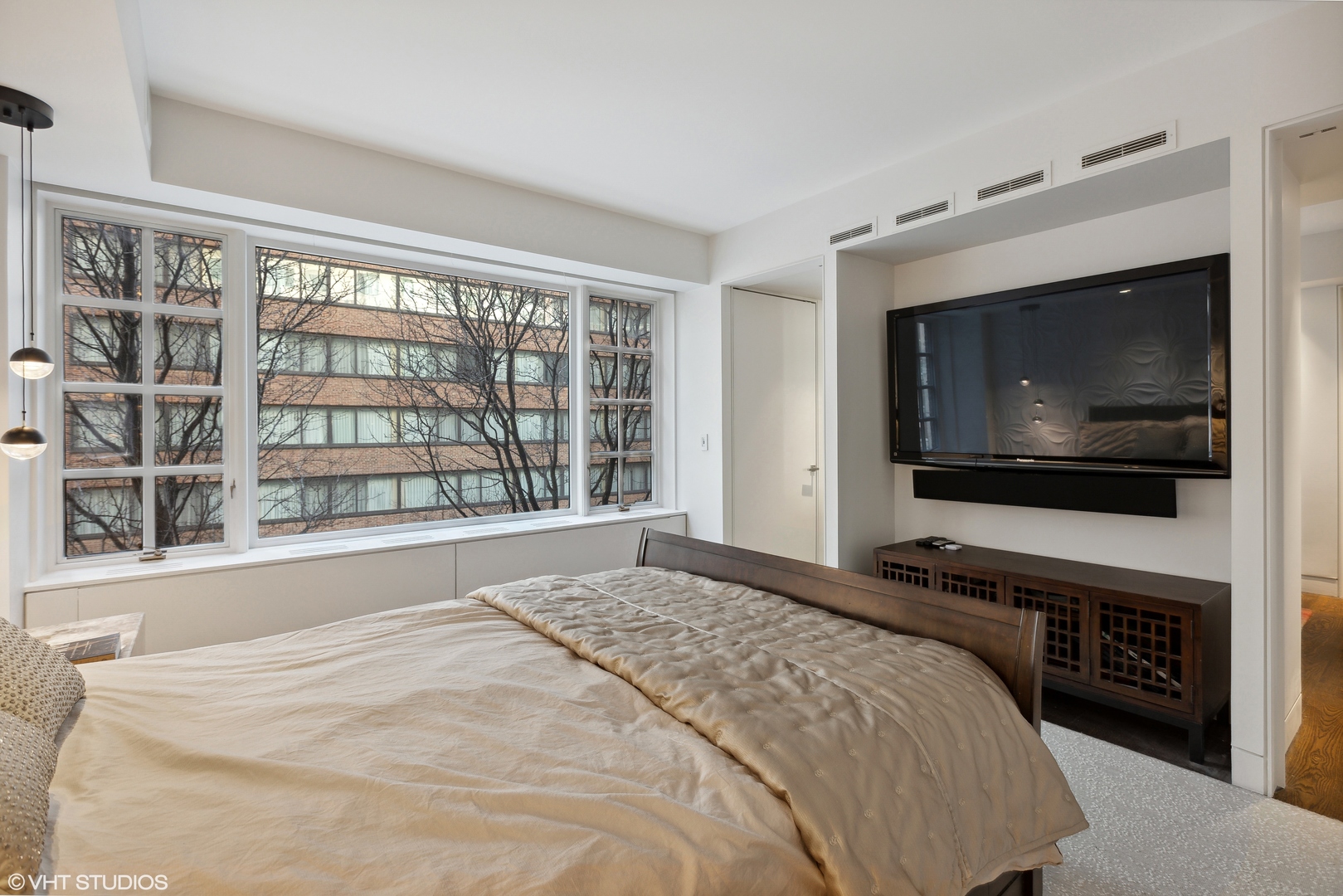 210 E WALTON Place Unit: C