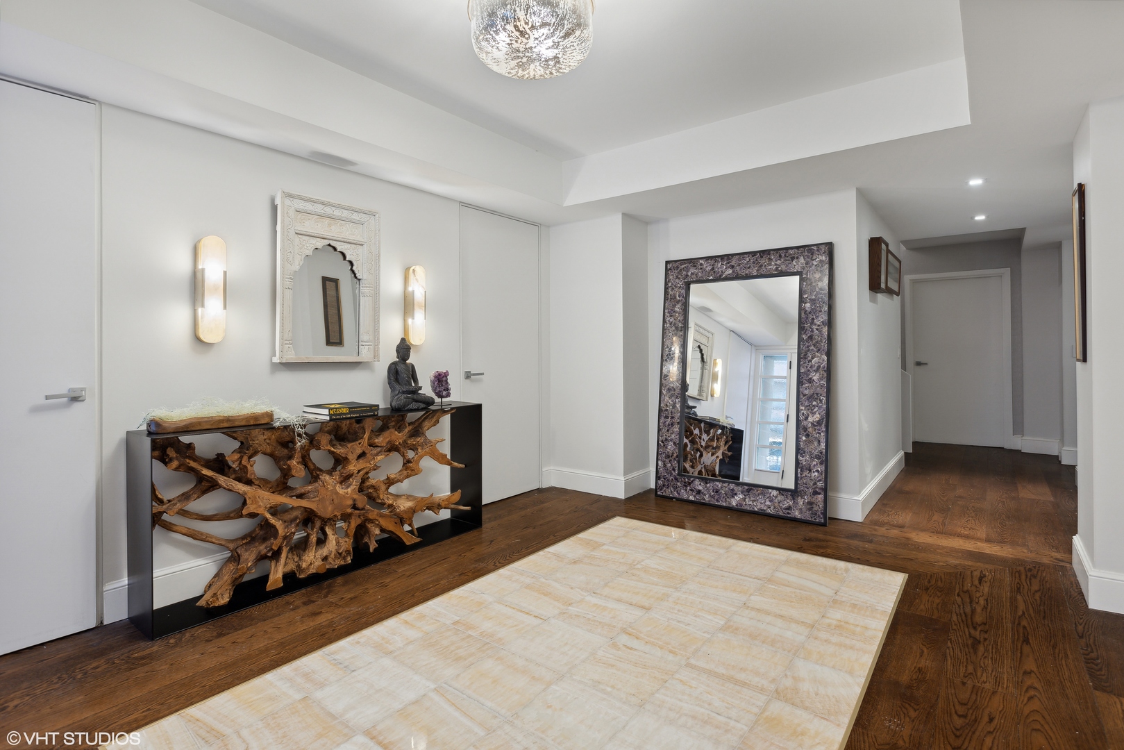 210 E WALTON Place Unit: C