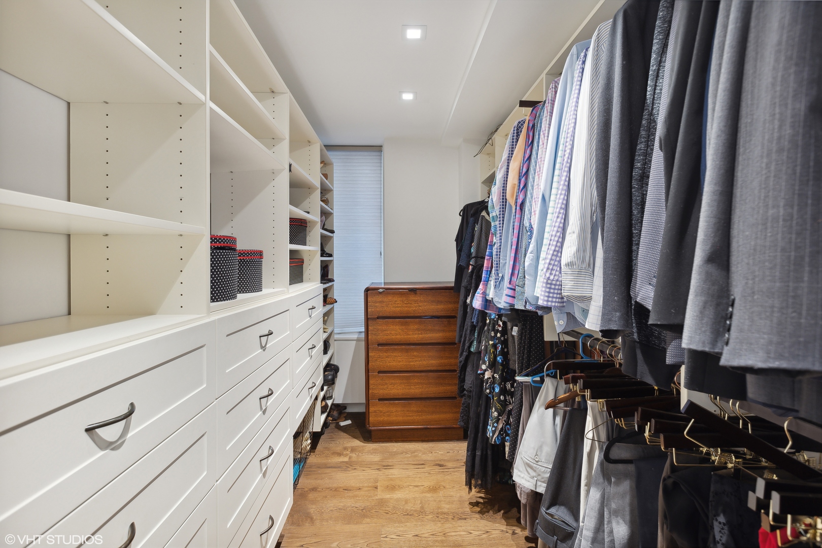 210 E WALTON Place Unit: C