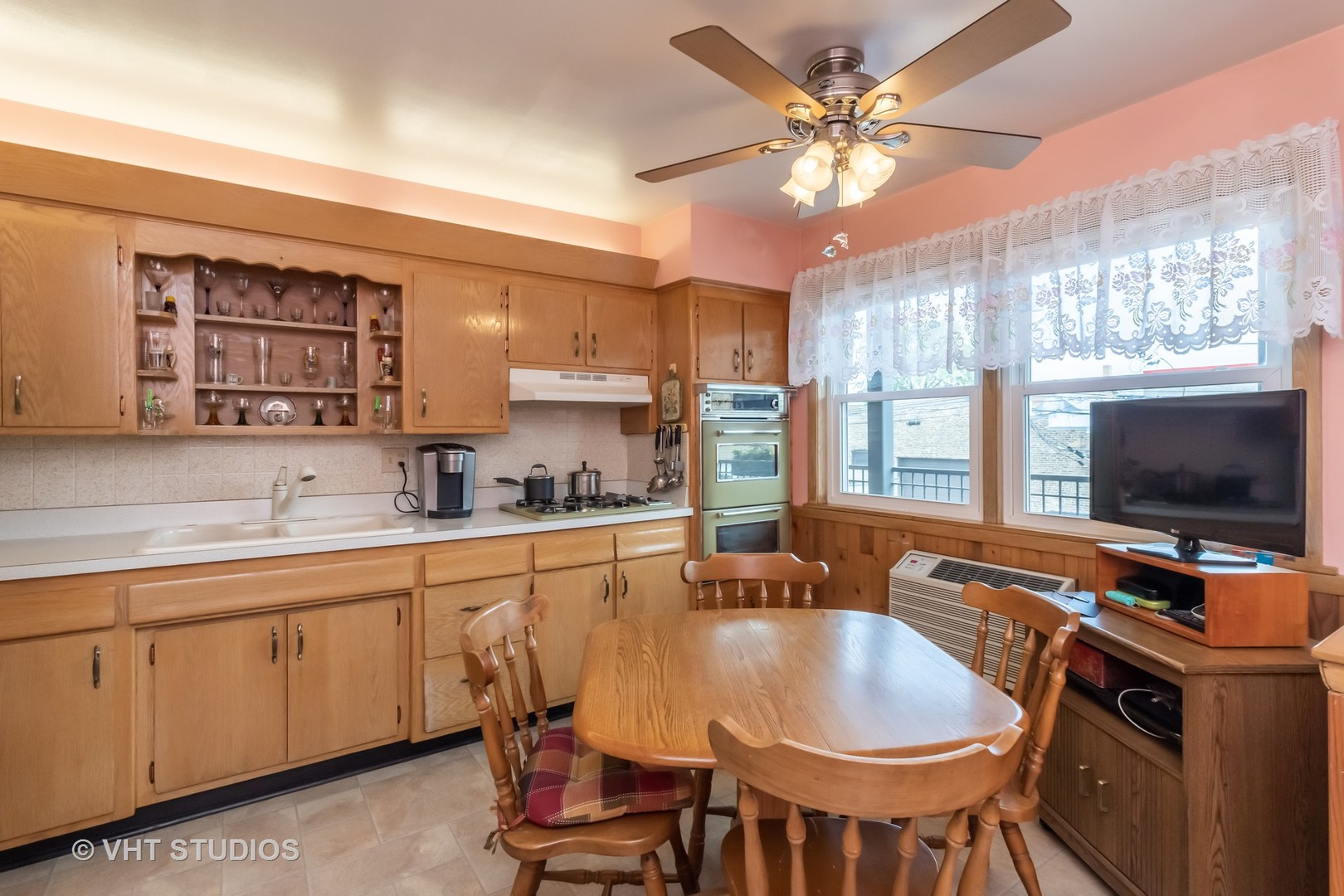 4229 N Keystone Avenue Unit: 2F