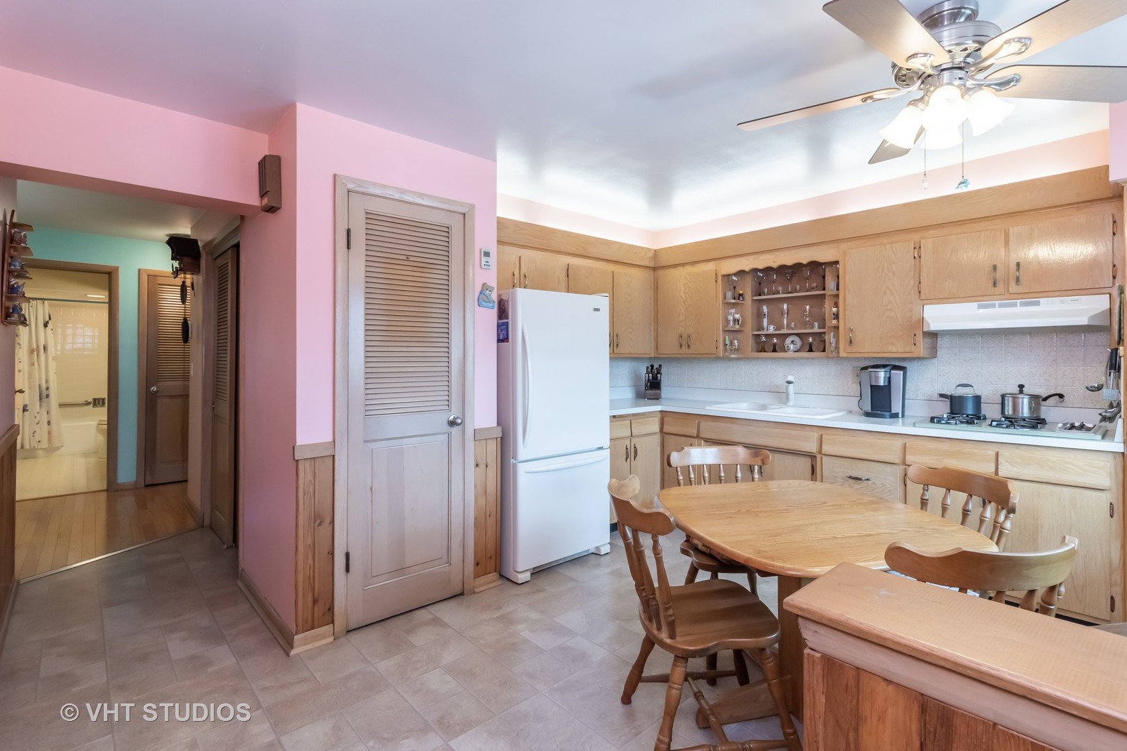 4229 N Keystone Avenue Unit: 2F