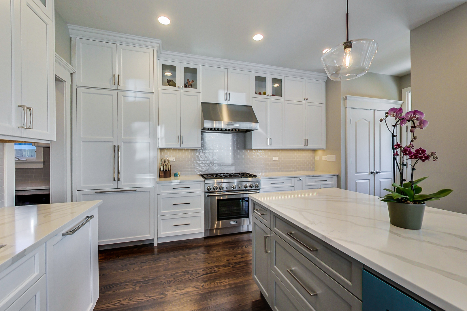 439 N Garfield Avenue