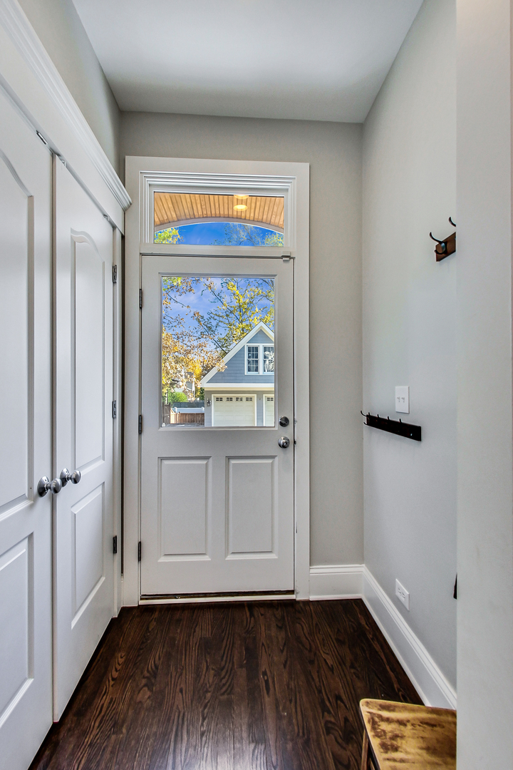 439 N Garfield Avenue