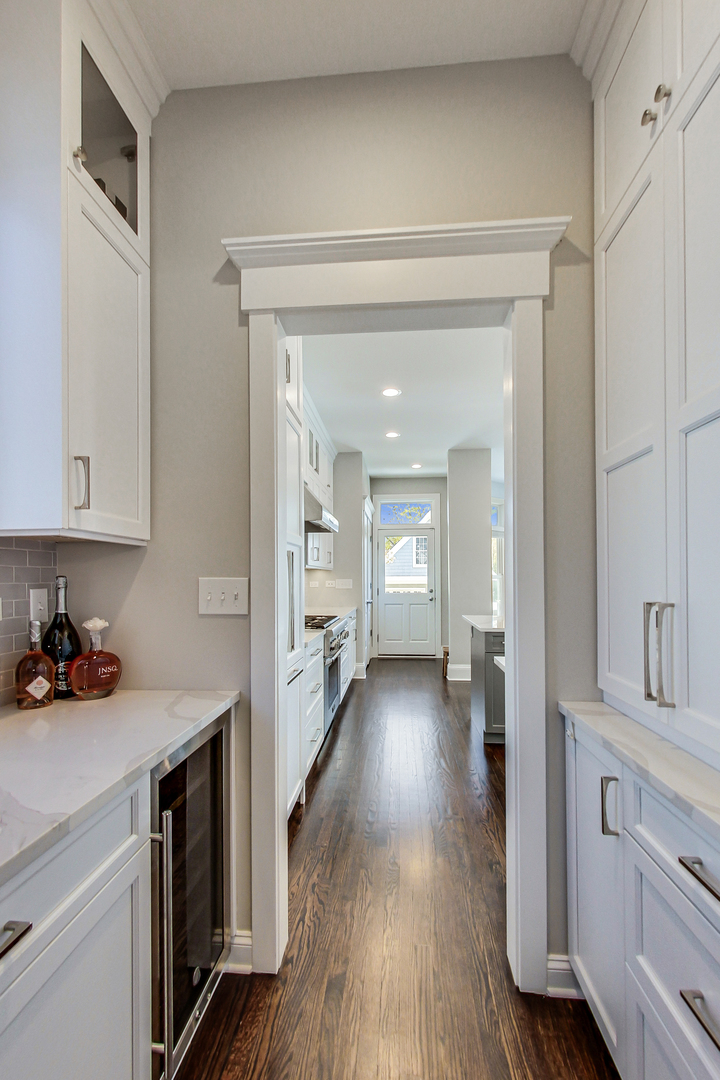 439 N Garfield Avenue