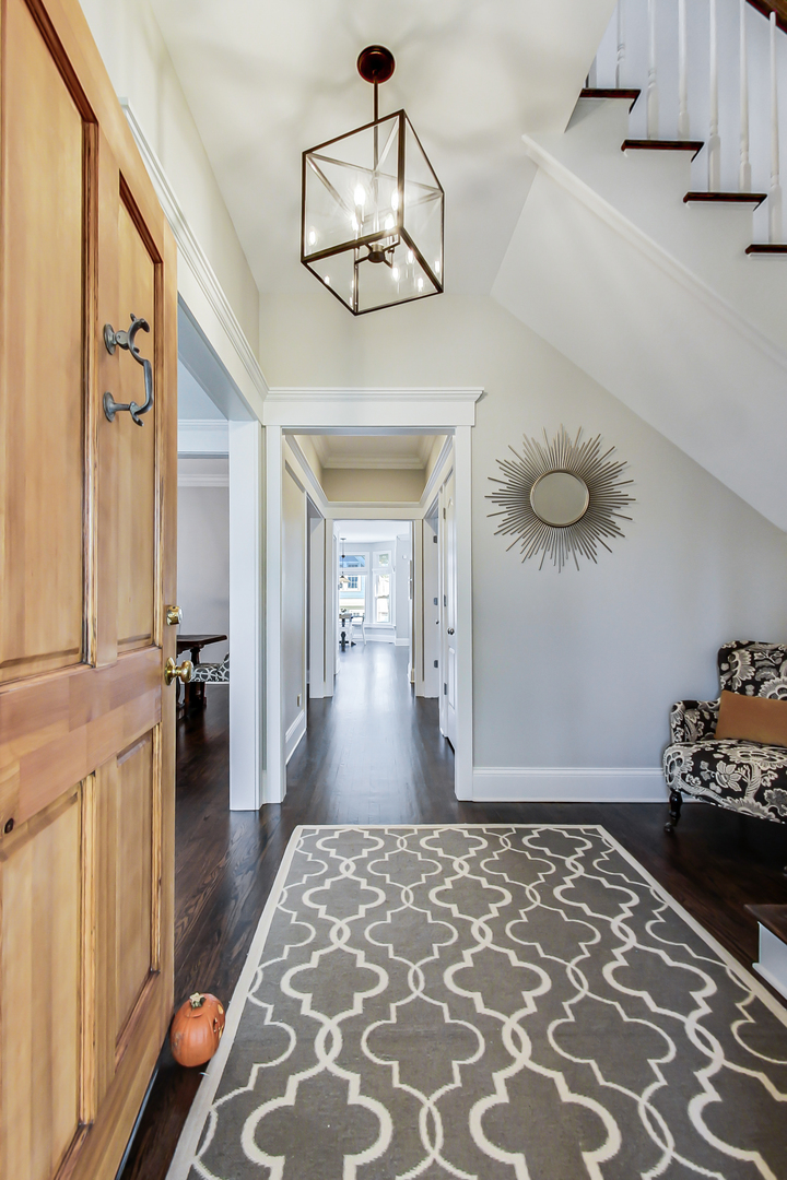 439 N Garfield Avenue