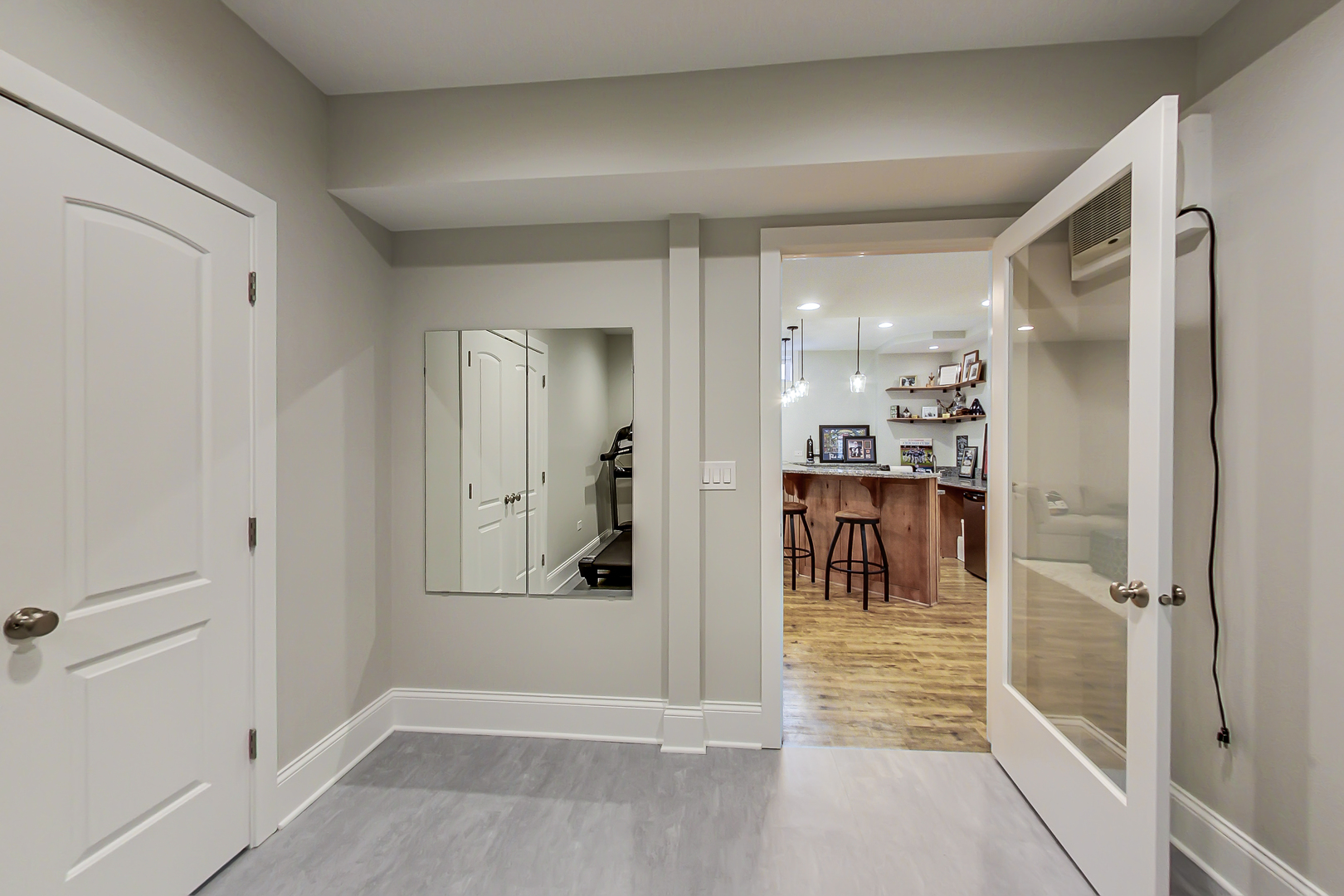 439 N Garfield Avenue