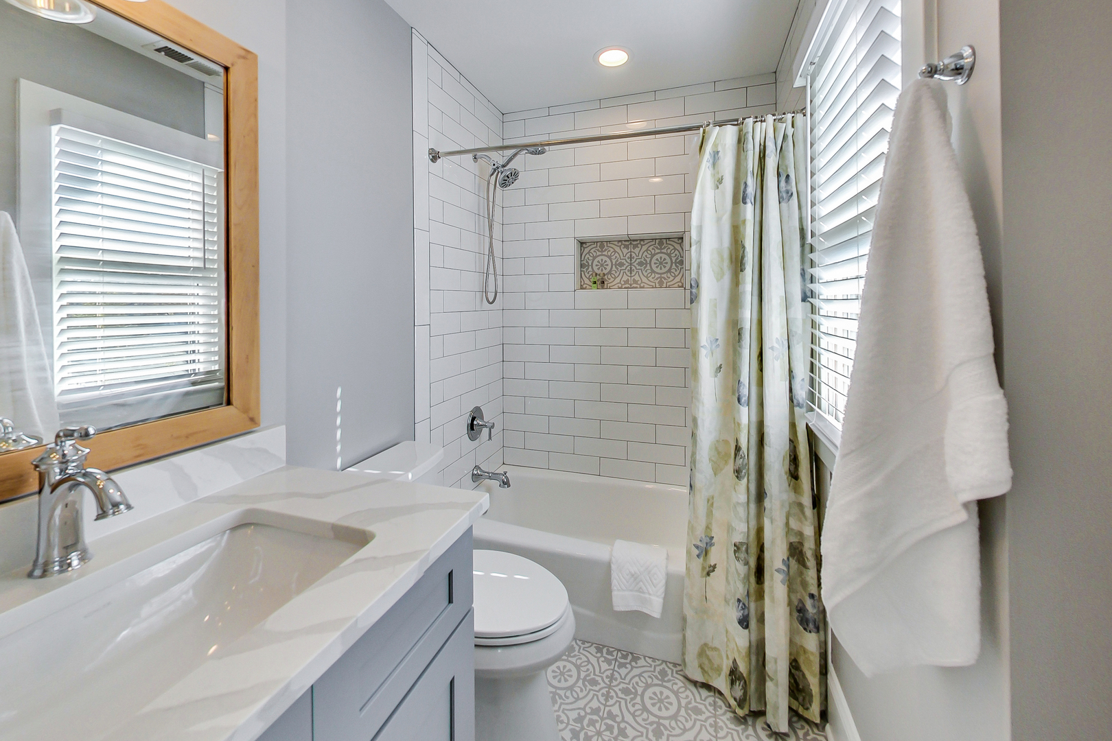 439 N Garfield Avenue