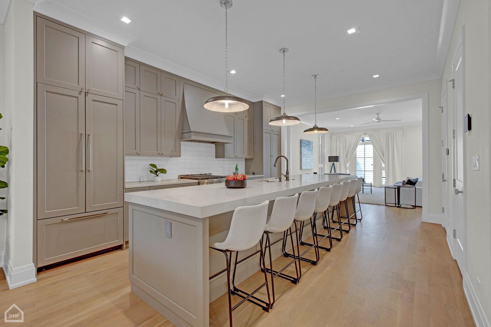 2036 N Wolcott Avenue