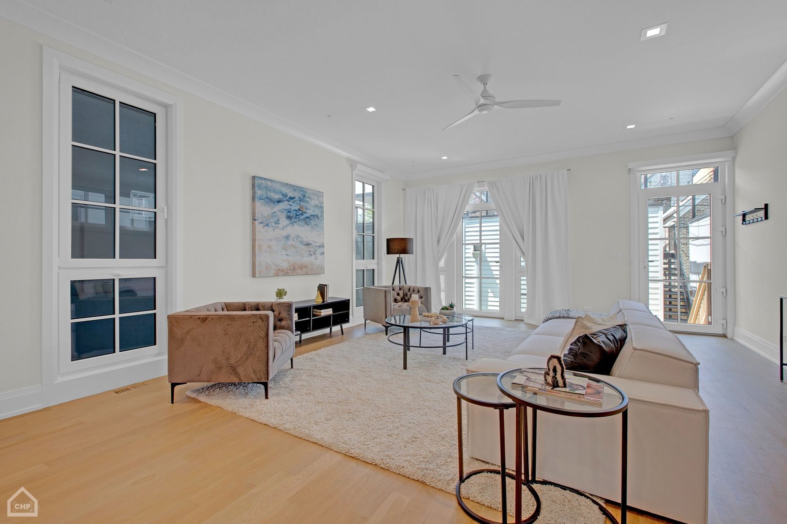 2036 N Wolcott Avenue