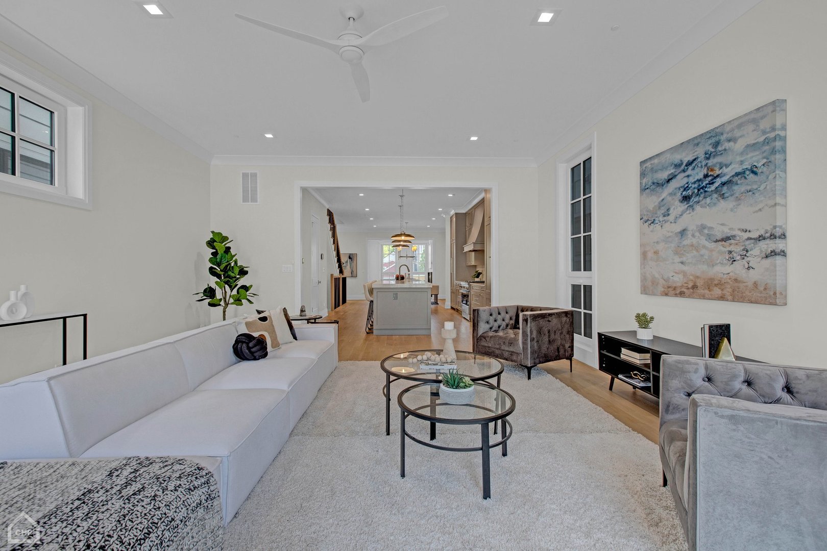 2036 N Wolcott Avenue