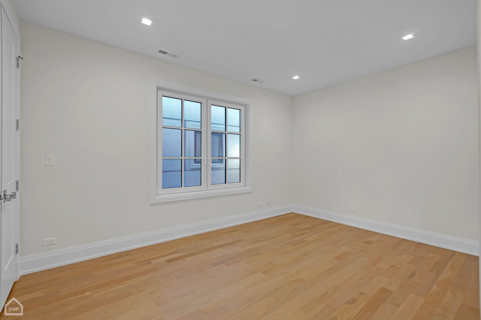 2036 N Wolcott Avenue