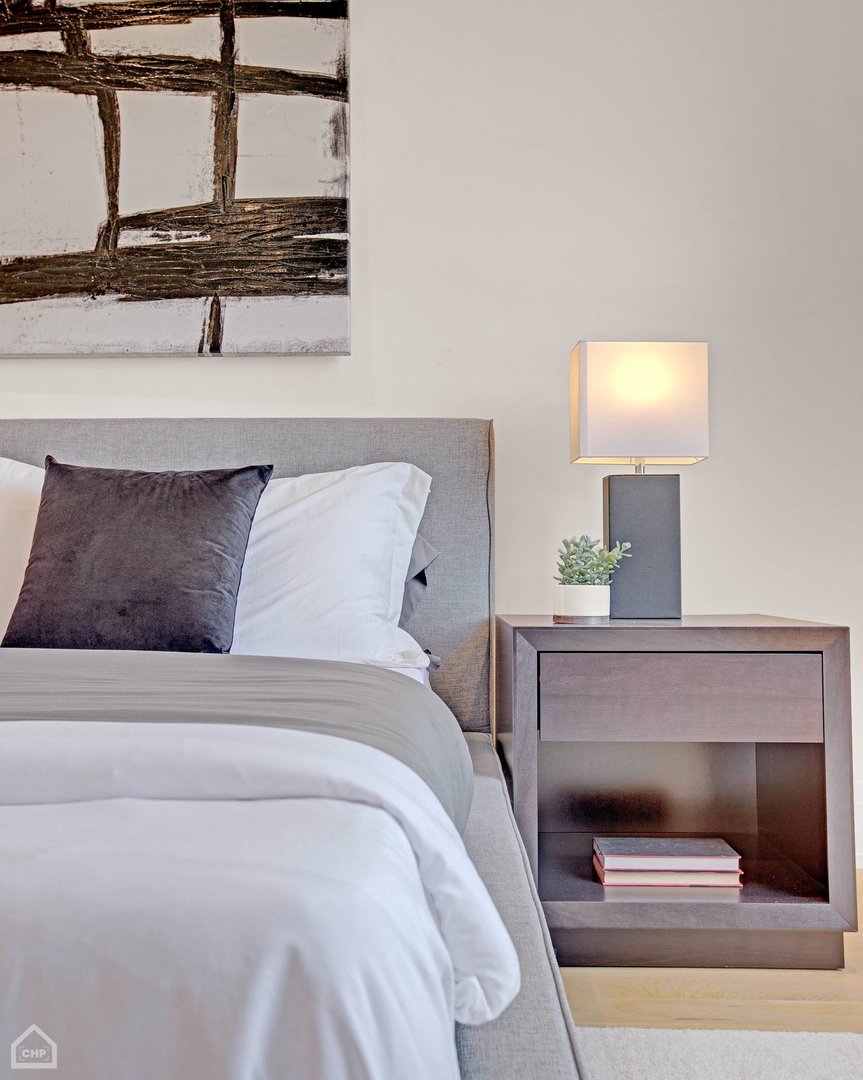 2036 N Wolcott Avenue