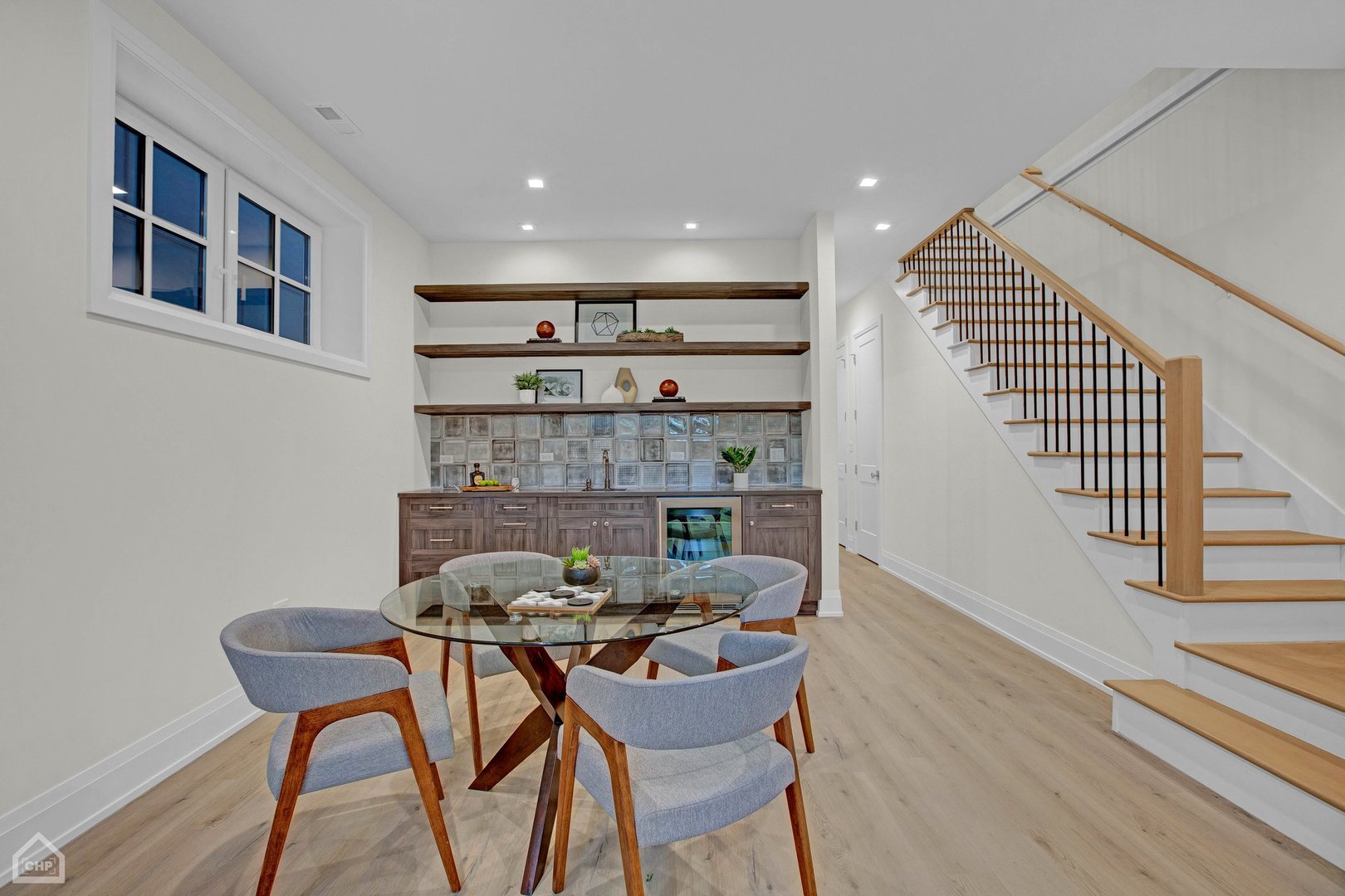 2036 N Wolcott Avenue