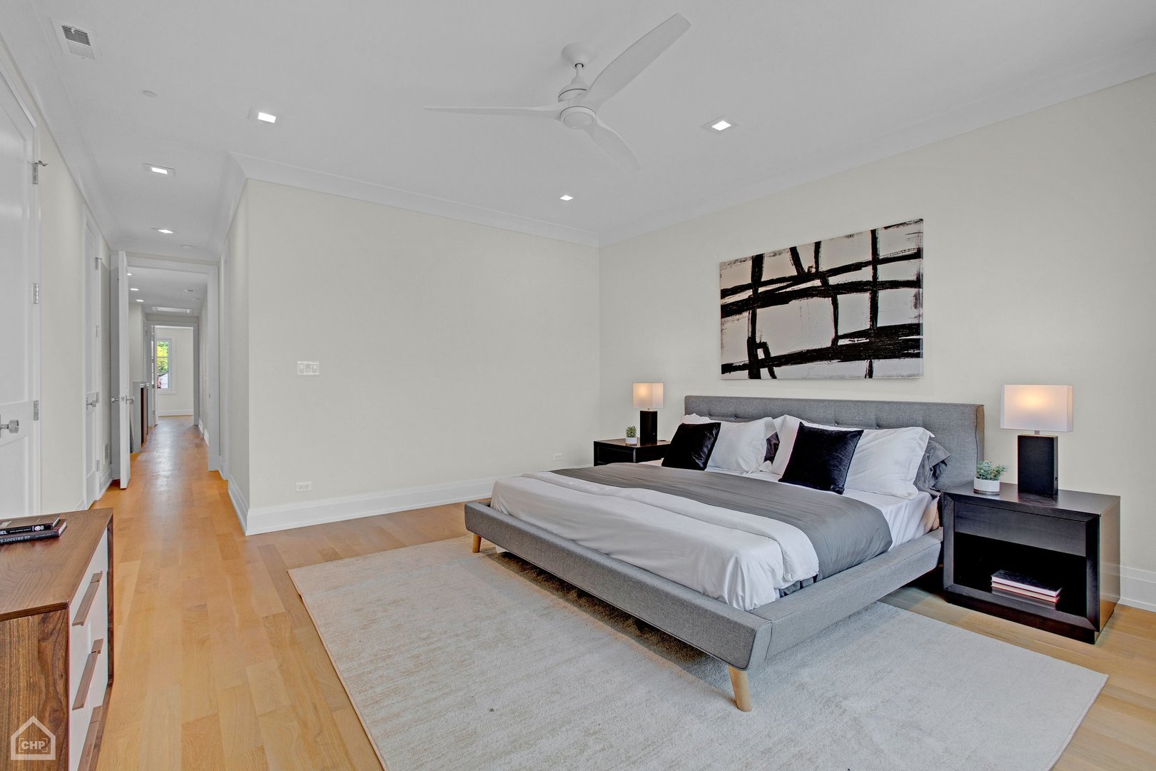 2036 N Wolcott Avenue