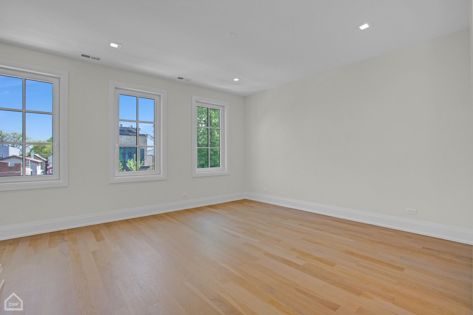 2036 N Wolcott Avenue