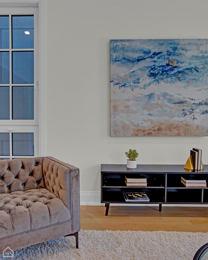 2036 N Wolcott Avenue