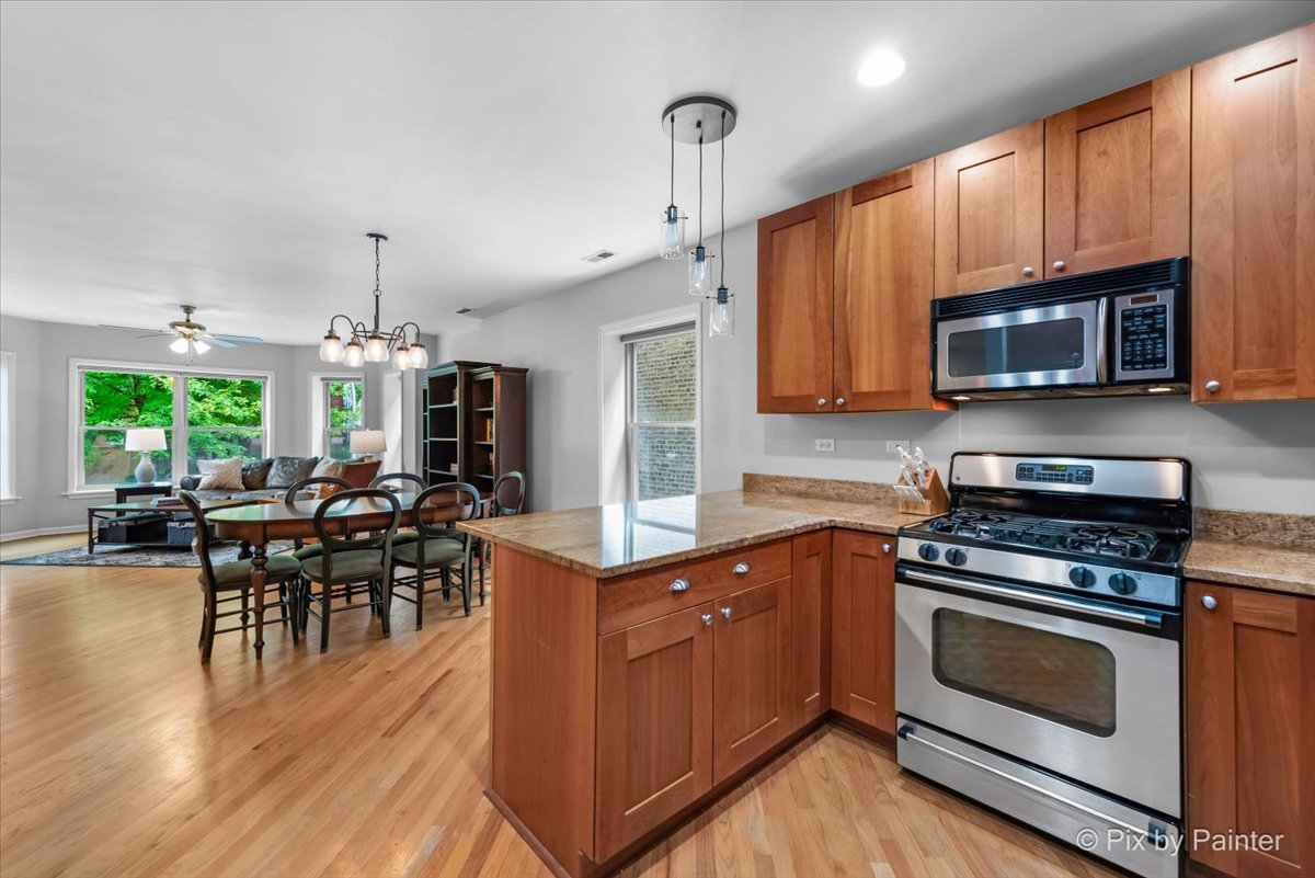 4250 N Mozart Street Unit: 1S
