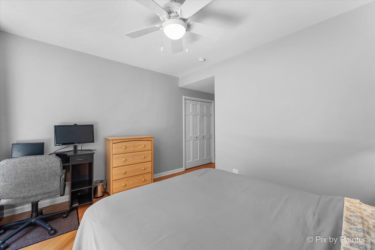 4250 N Mozart Street Unit: 1S