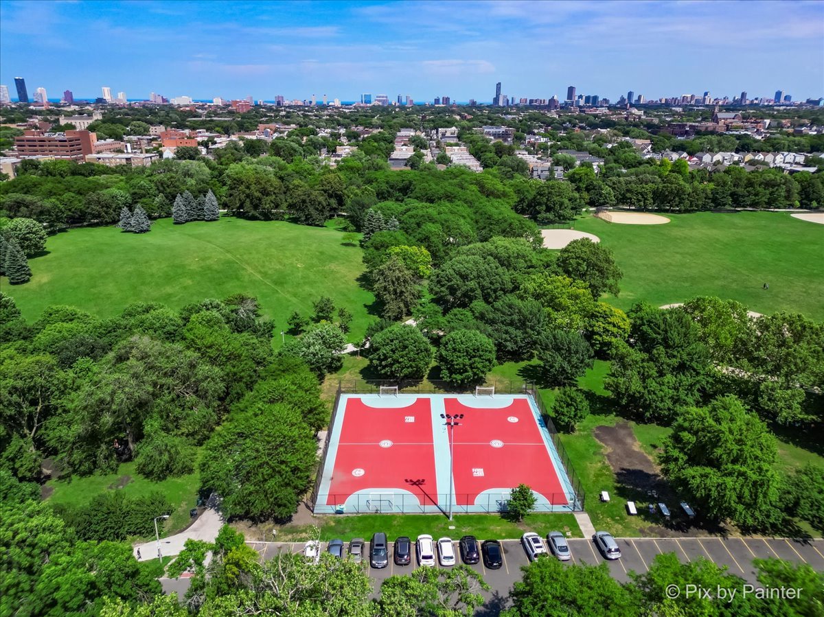 4250 N Mozart Street Unit: 1S