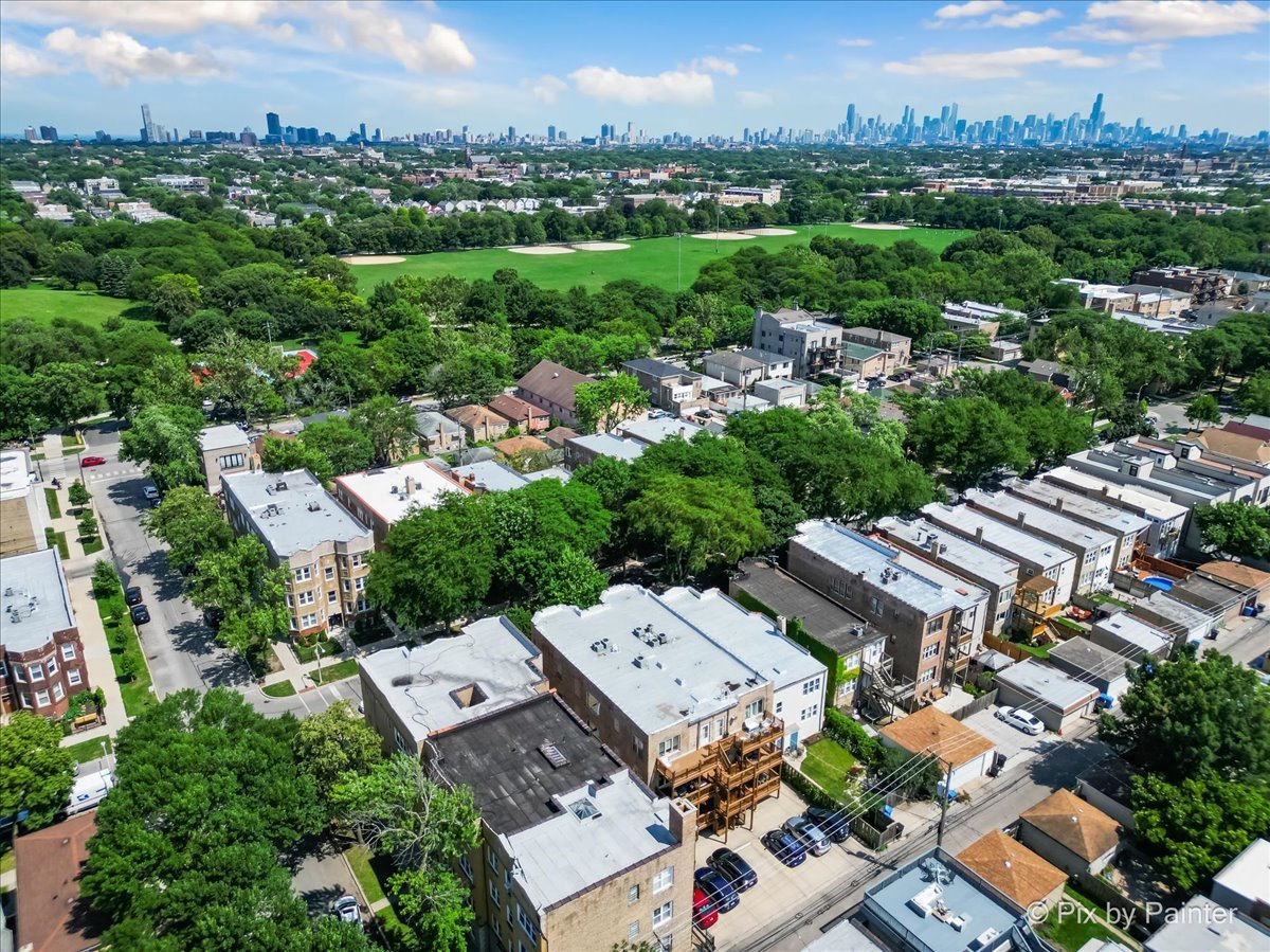 4250 N Mozart Street Unit: 1S