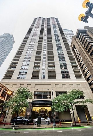 200 N Dearborn Street Unit: 801
