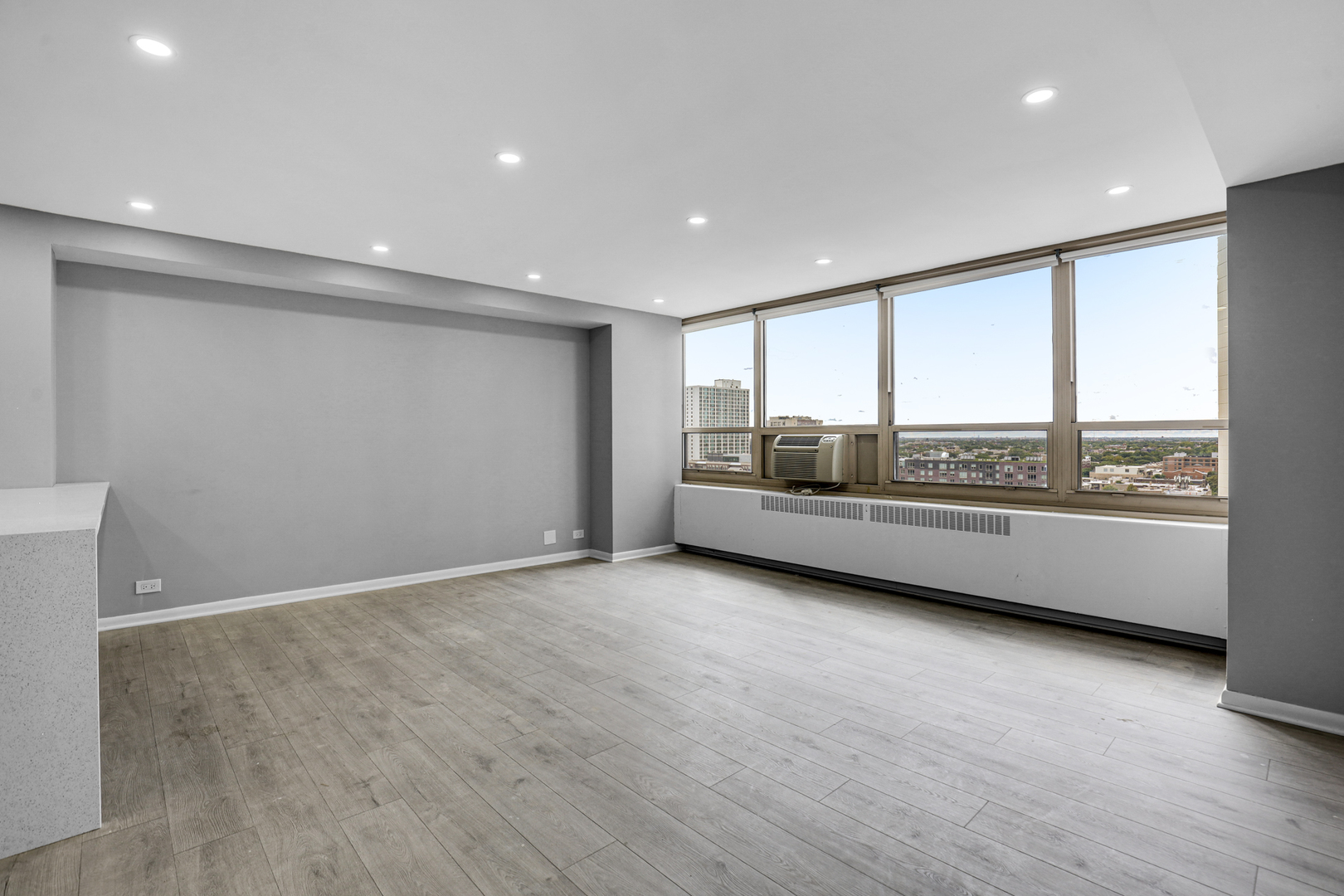 3950 N Lake Shore Drive Unit: 1516