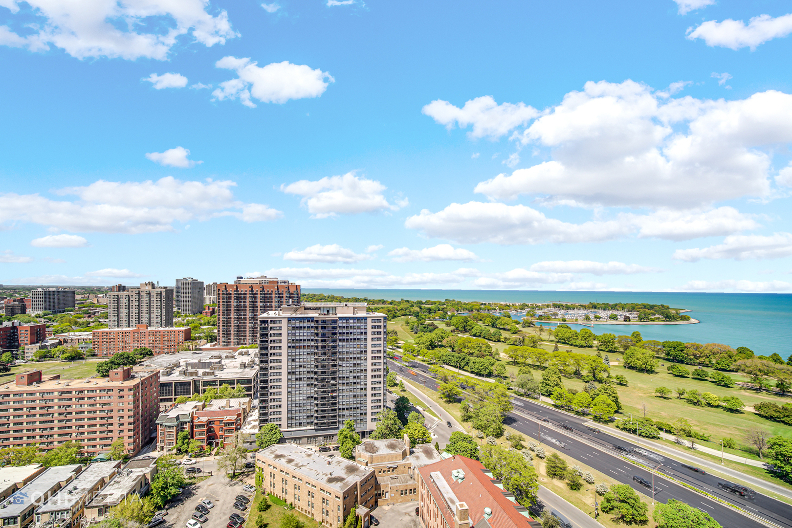 3950 N Lake Shore Drive Unit: 1516