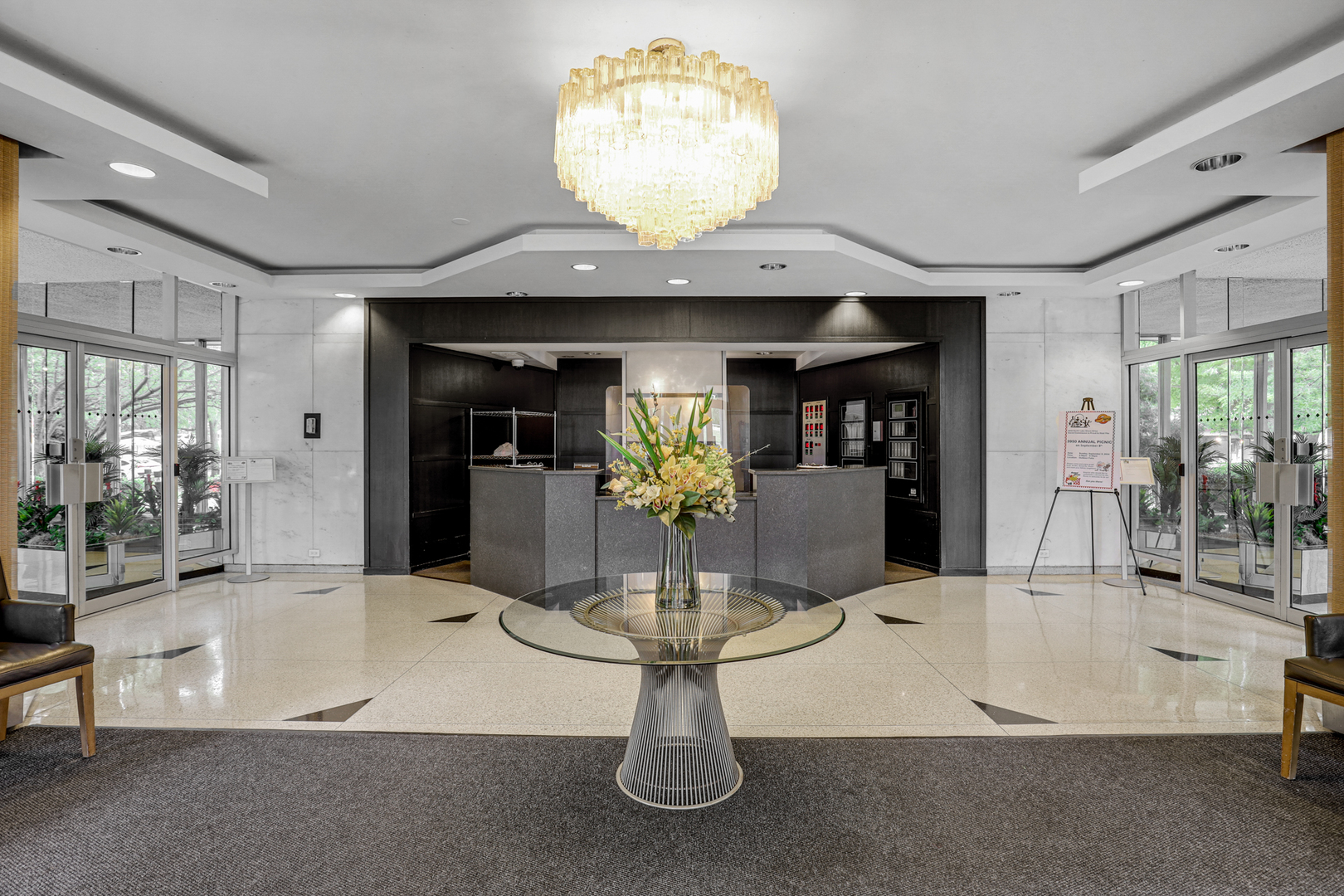 3950 N Lake Shore Drive Unit: 1516