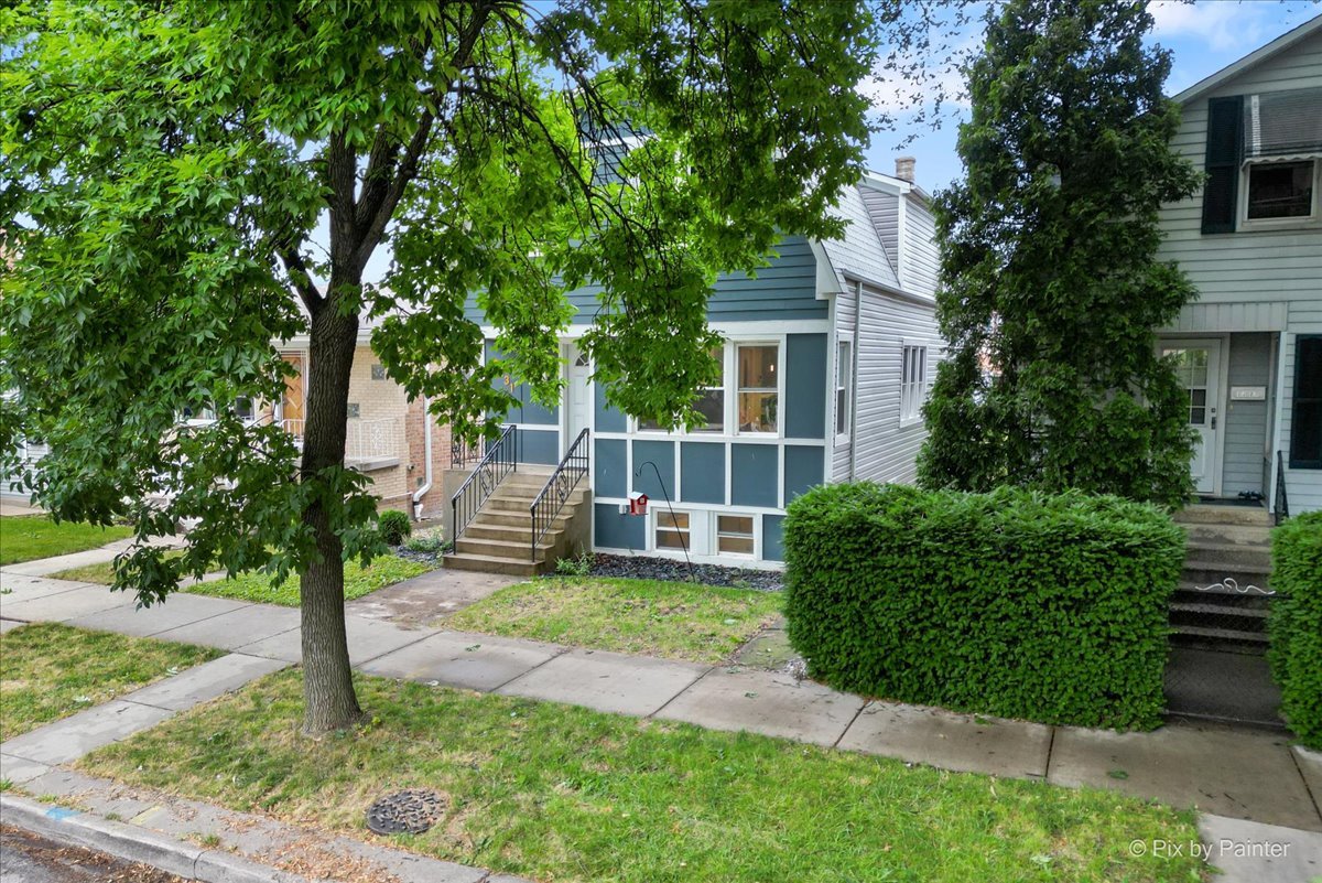 3331 N Kilbourn Avenue