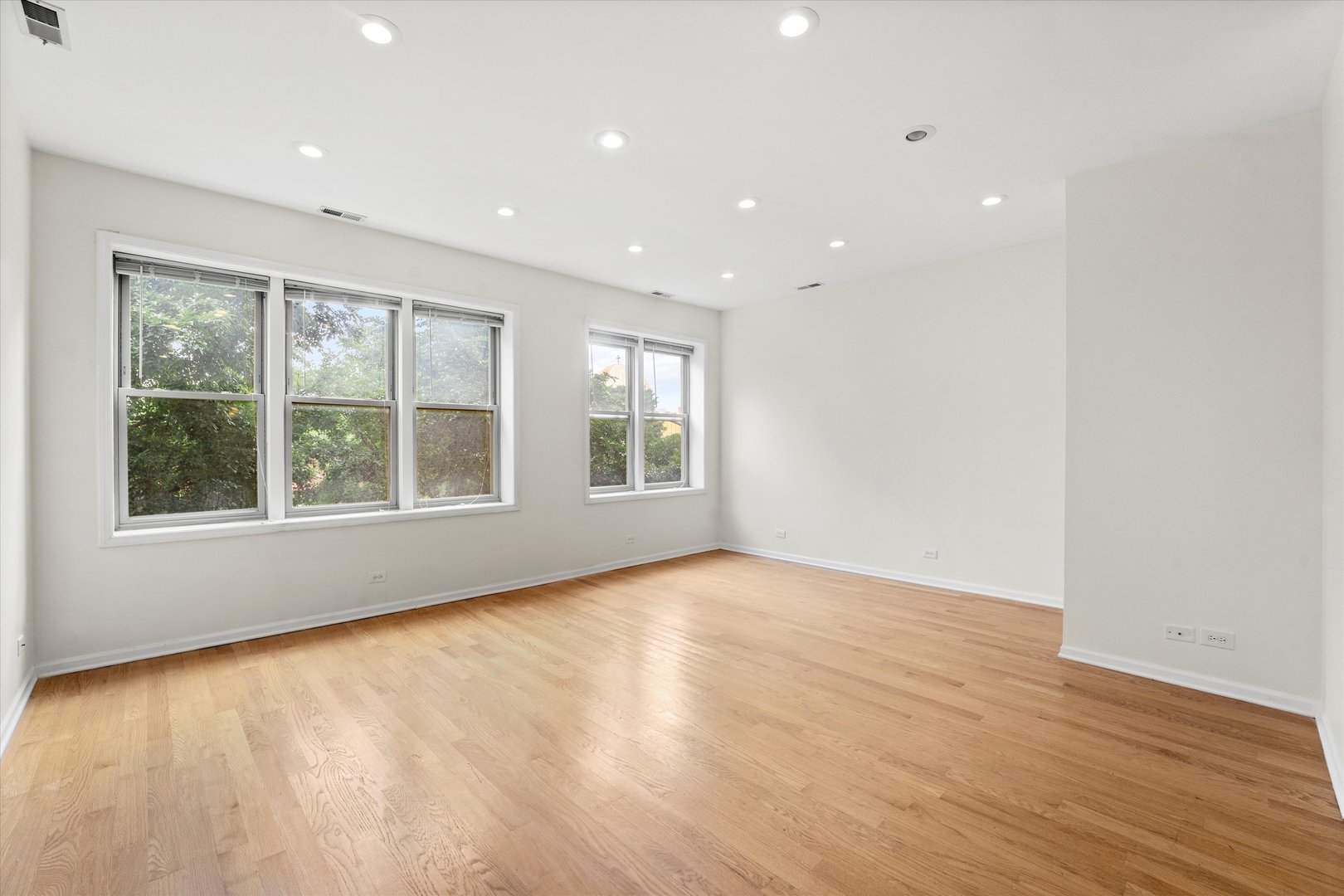 2224 W Chicago Avenue Unit: 3