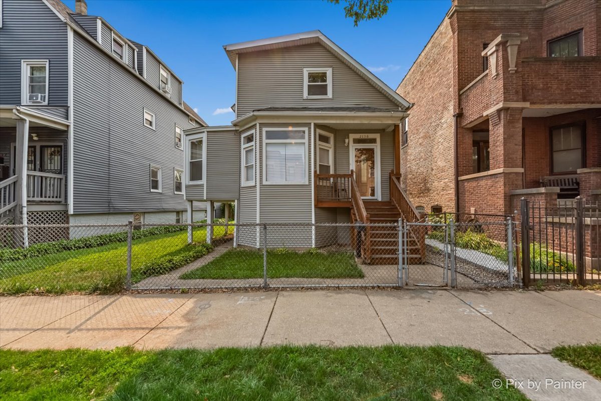 2136 N Spaulding Avenue