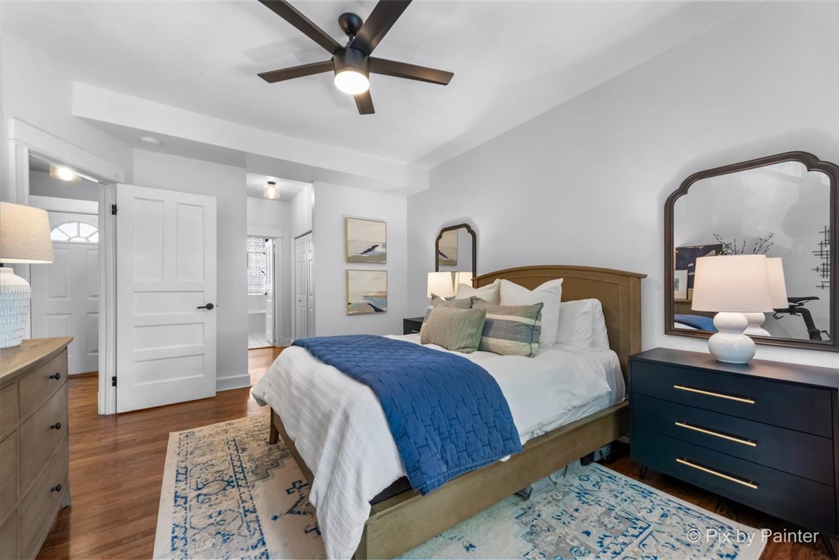 3801 N Wilton Avenue Unit: 2S