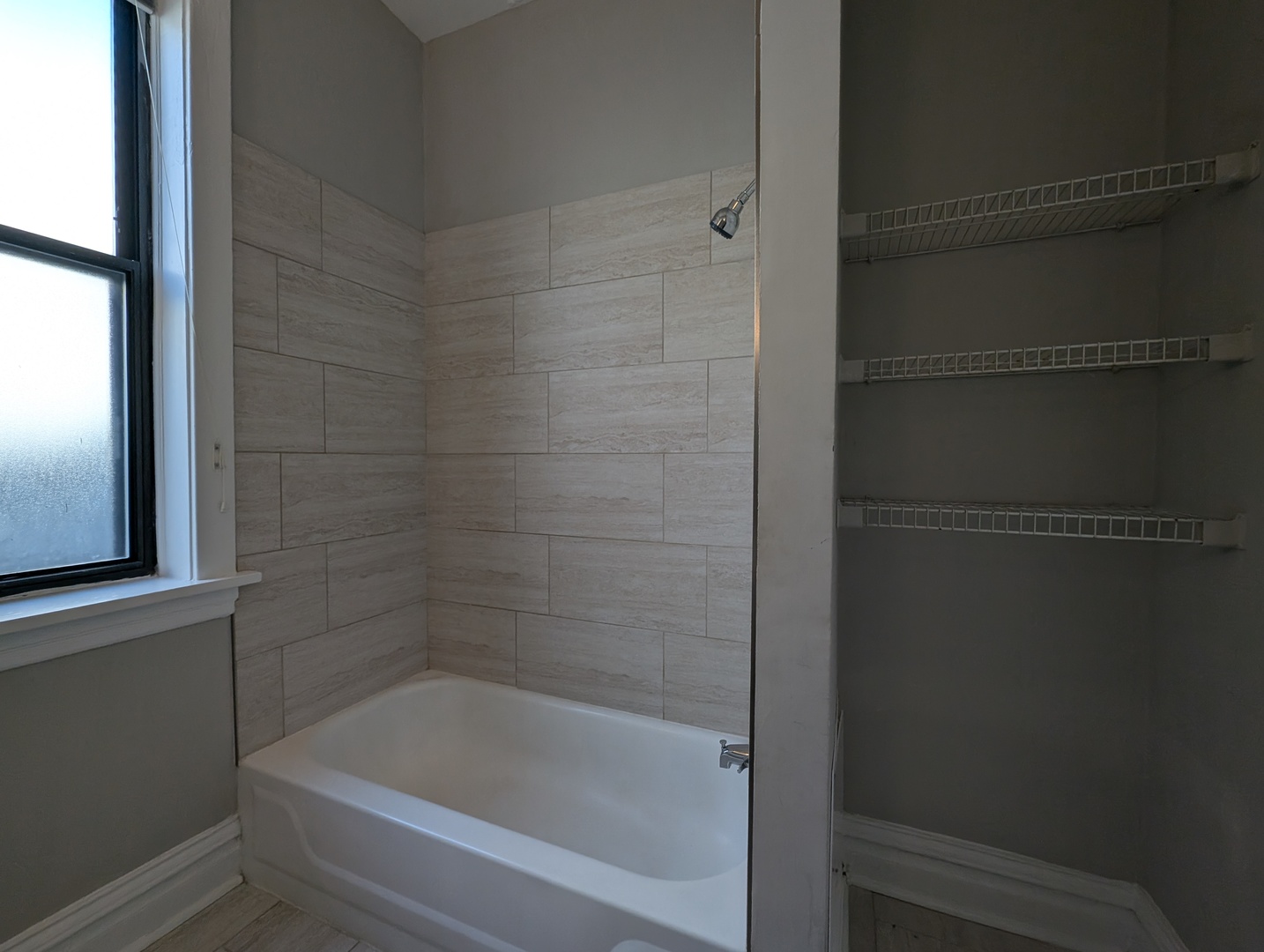 3822 N Fremont Street Unit: 3