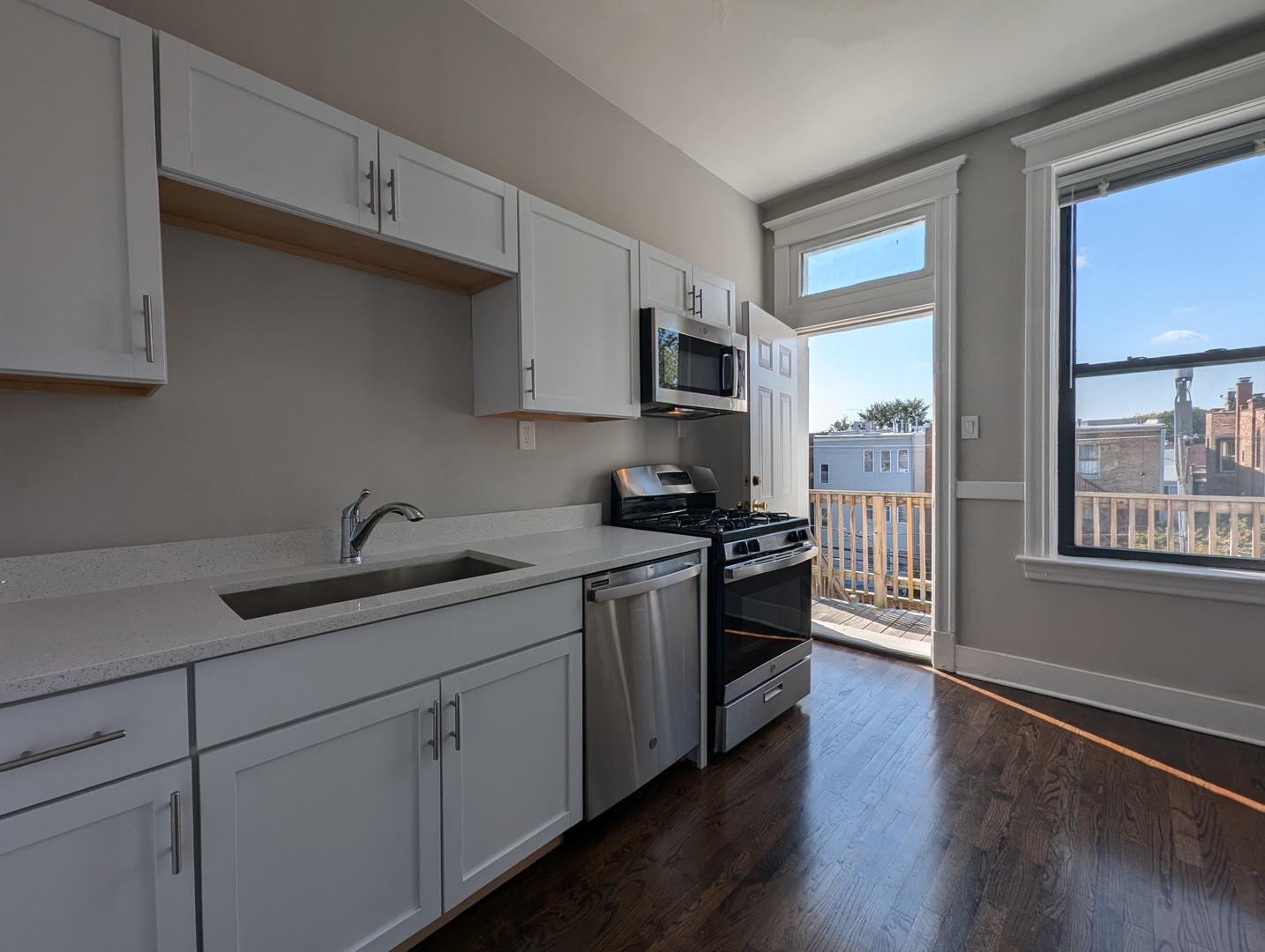 3822 N Fremont Street Unit: 3