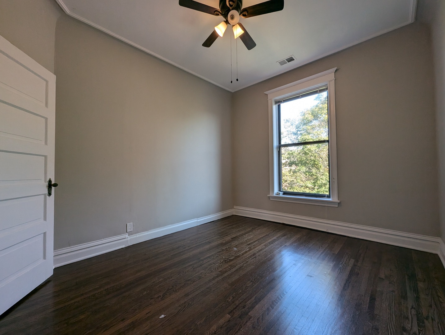 3822 N Fremont Street Unit: 3