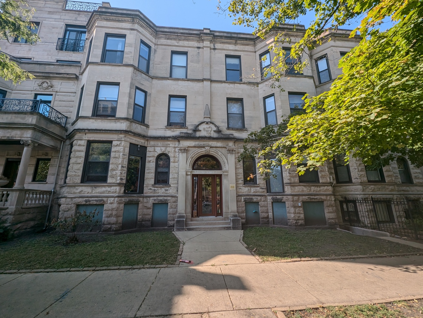 3822 N Fremont Street Unit: 3
