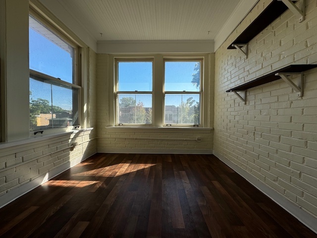 1442 W Jarvis Avenue Unit: 3B