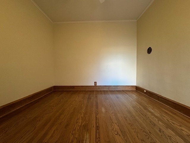 1442 W Jarvis Avenue Unit: 3B