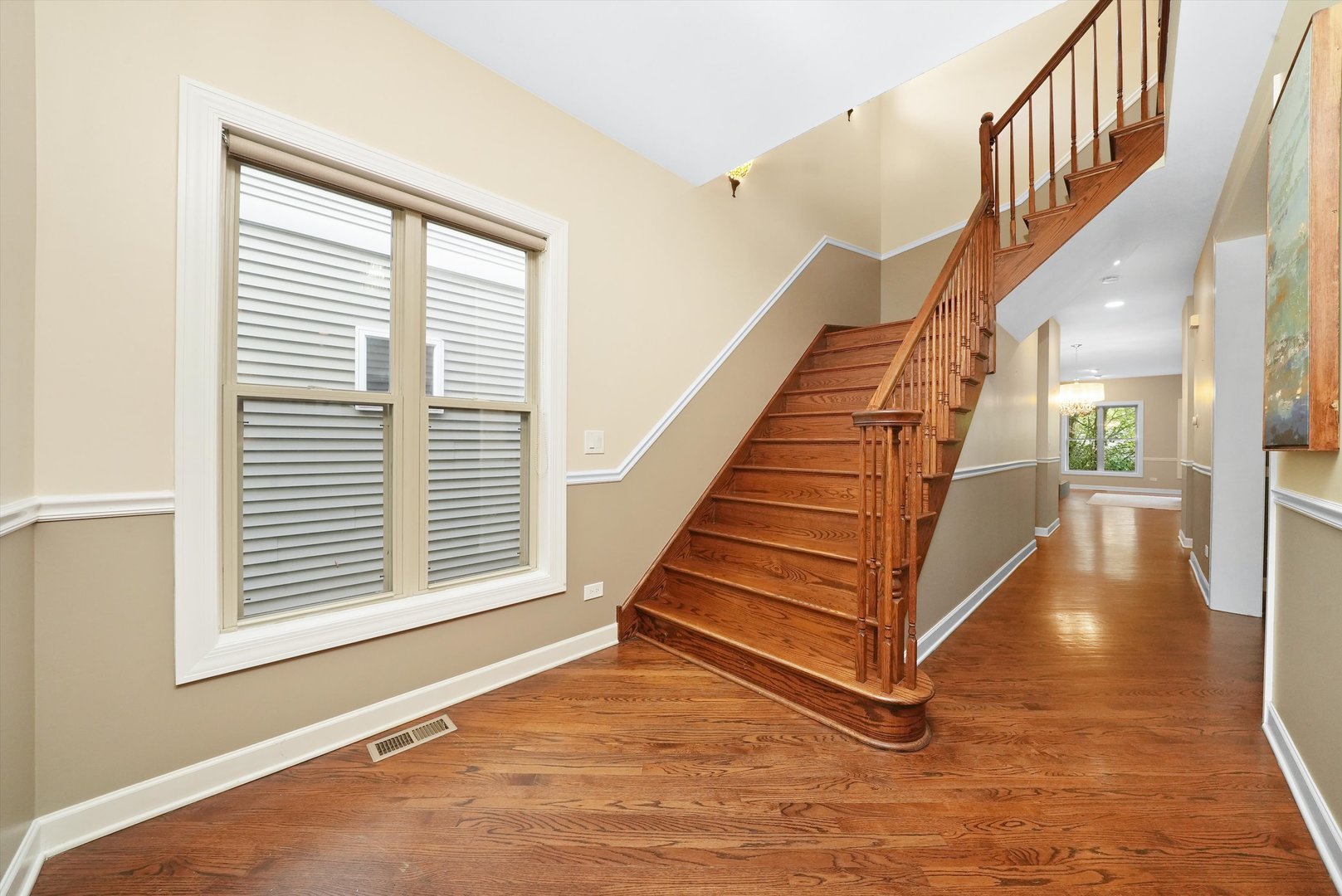 2444 W Waveland Avenue