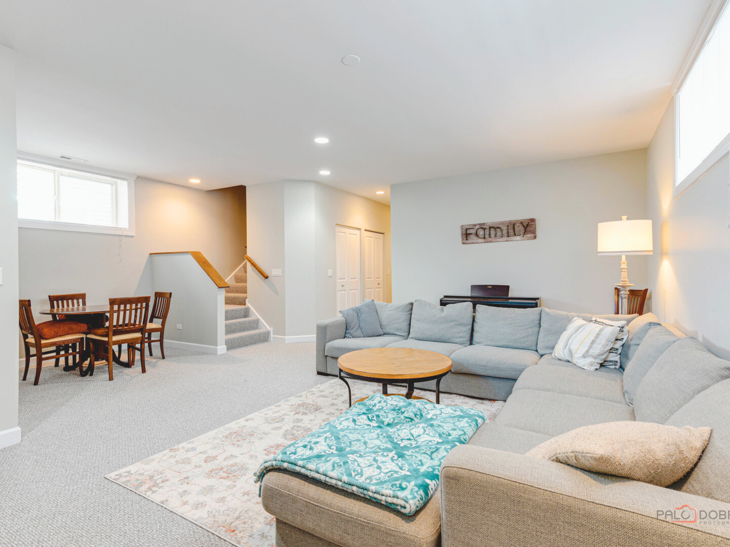 2444 W Waveland Avenue