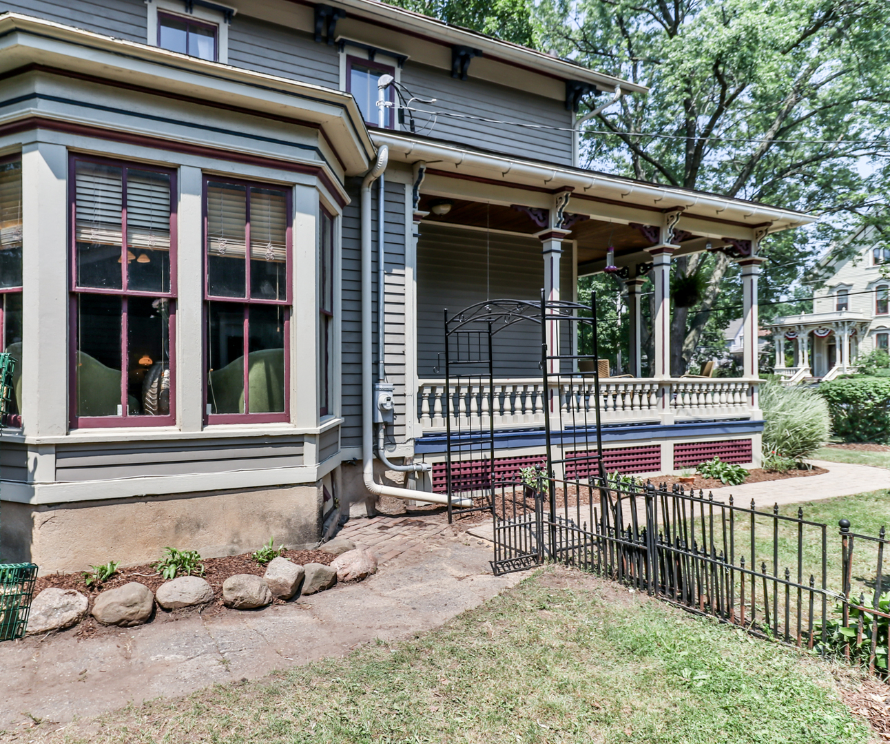 156 S Gifford Street