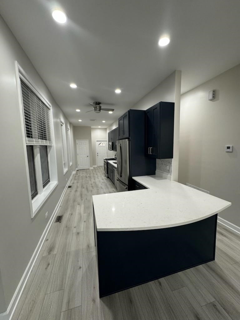 1946 N sheffield Avenue Unit: 1